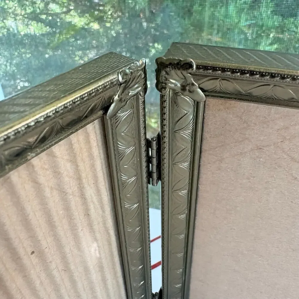 Vintage Double 5x7 Hinged Picture Frame Ornate Gold Tone Metal Folding Frame